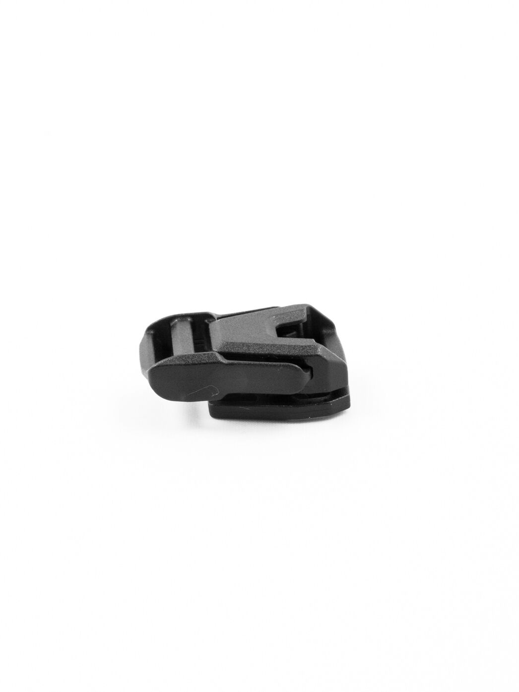 Blitzverschluss-Z-Buckle-15-Stoffbefestigung