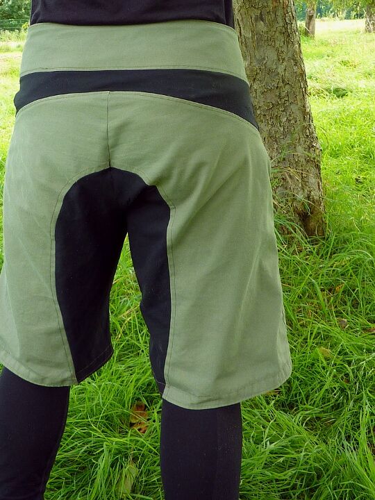 kurze_hose_bw_pes_mischgewebe_3