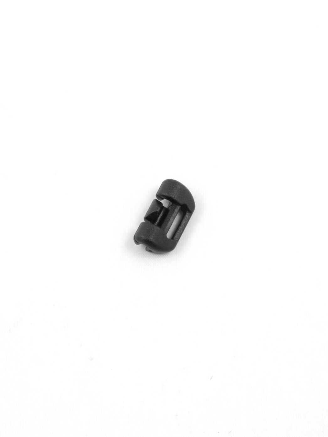 Mini cord handle with webbing attachment