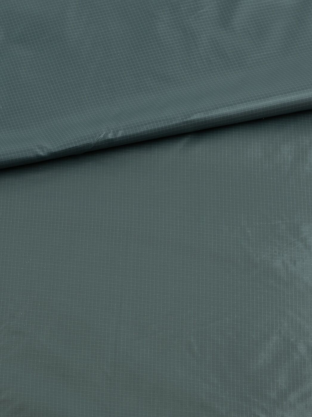 Ripstop-Nylon-daunendicht-recycling-10den-25gqm