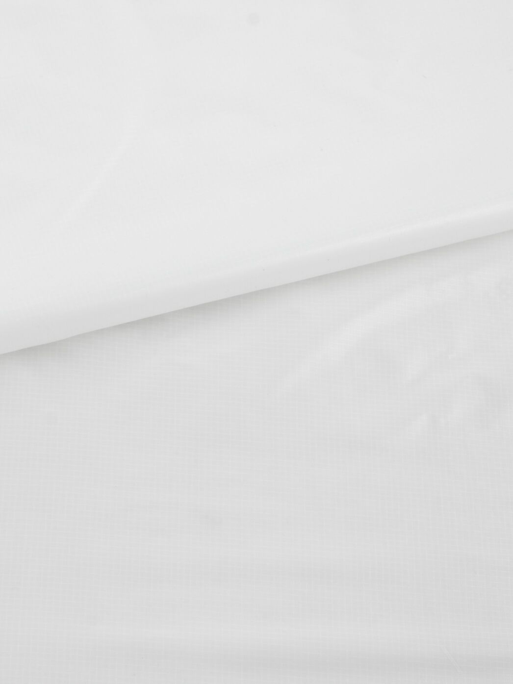 Ripstop-Nylon-daunendicht-recycling-10den-25gqm